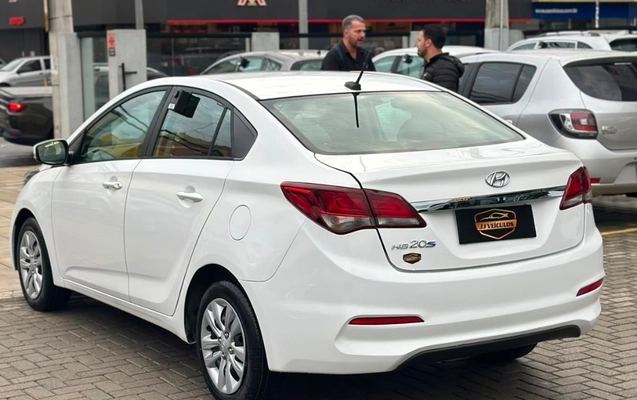 imagem-https://www.socarrao.com.br/sc-vehicle-images-prod/2588090/1788204278935-gb-beedc6d.jpeg