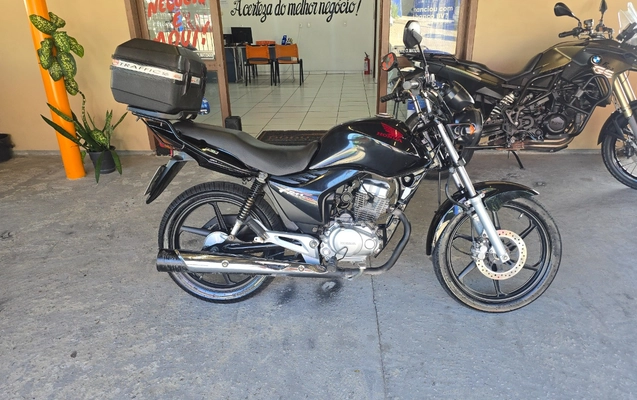 imagem-https://www.socarrao.com.br/sc-vehicle-images-prod/2588107/1783945880176-MjAyNjA0MTNfMTU0MDMzLmpwZw.jpg