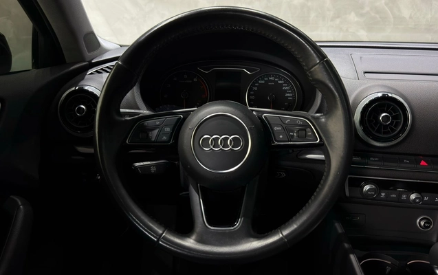imagem-https://www.socarrao.com.br/sc-vehicle-images-prod/2588198/1785249494943-17137b06-b605-4498-8217-b5eab477fad4.jpg