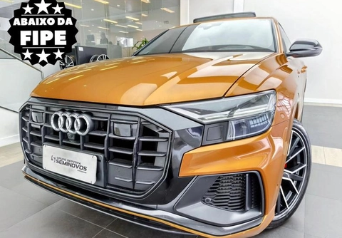 Audi Q8 2020 Laranja — foto 1 de 3