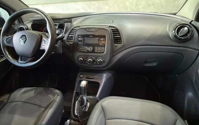 imagem-https://www.socarrao.com.br/sc-vehicle-images-prod/2588370/1783946473190-32479b94-5474-438c-a684-94fad9e3811c.jpg