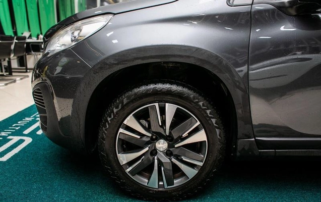 imagem-https://www.socarrao.com.br/sc-vehicle-images-prod/2588803/1785950088972-8268465_10_B_d55d2f205f.jpeg