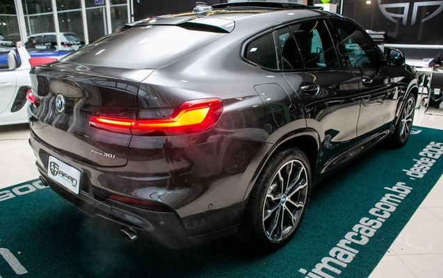 imagem-https://www.socarrao.com.br/sc-vehicle-images-prod/2588835/1784832214150-8268458_15_B_61fac6f666.jpeg