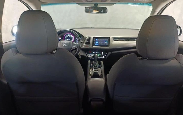 imagem-https://www.socarrao.com.br/sc-vehicle-images-prod/2588868/1783979292360-8265611_8_B_9881cffc44.jpeg