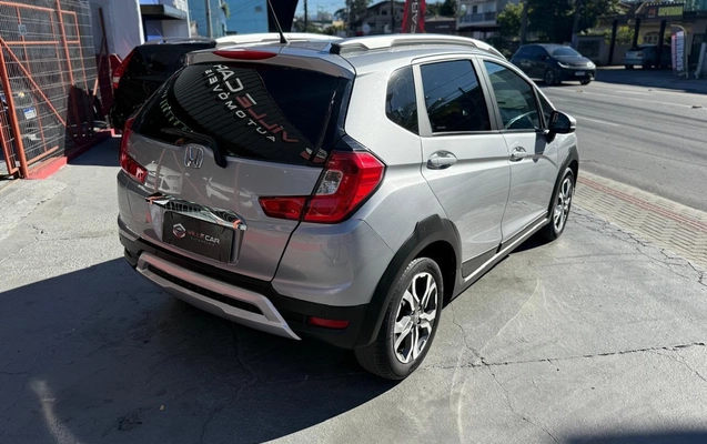 imagem-https://www.socarrao.com.br/sc-vehicle-images-prod/2588927/1783948823155-01cd39cd361047bababc7fc5a020d254_1783948767102.jpg