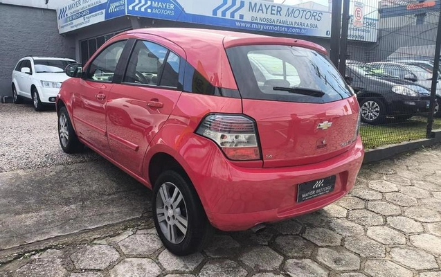 imagem-https://www.socarrao.com.br/sc-vehicle-images-prod/2590238/1788010109497-8272789_1_B_e49712e428.jpeg