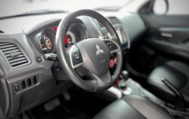 imagem-https://www.socarrao.com.br/sc-vehicle-images-prod/2590531/1789472679140-5875685_3_B_4a91e827d9.jpeg