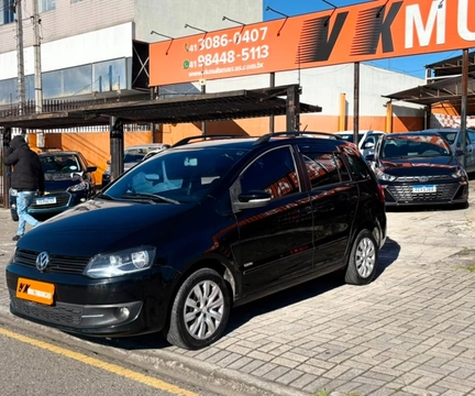 Volkswagen SpaceFox 2012 Preto — foto 1 de 3