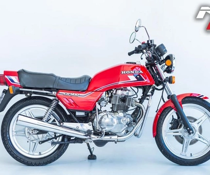 Honda CB 450 DX 1982 Vermelho — foto 1 de 3