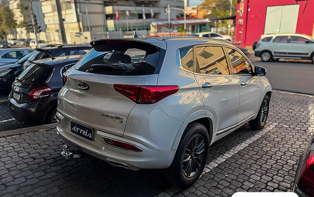 imagem-https://www.socarrao.com.br/sc-vehicle-images-prod/2591348/1785424911892-0b913723-37d2-4ecd-abe9-5c2442f99d88.jpg