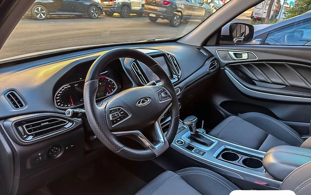 imagem-https://www.socarrao.com.br/sc-vehicle-images-prod/2591348/1785424911894-cca49117-df5c-41d6-a5f3-736c9a6e8a3d.jpg