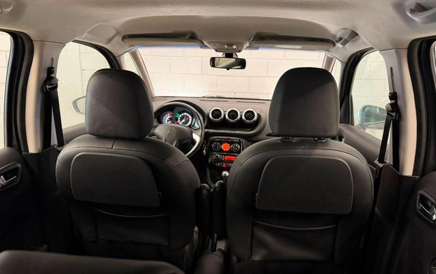 imagem-https://www.socarrao.com.br/sc-vehicle-images-prod/2591377/1783954424035-8223744_8_B_26224705a0.jpeg