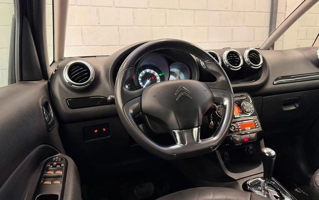 imagem-https://www.socarrao.com.br/sc-vehicle-images-prod/2591377/1783954424037-8223744_11_B_f7d142c9d1.jpeg