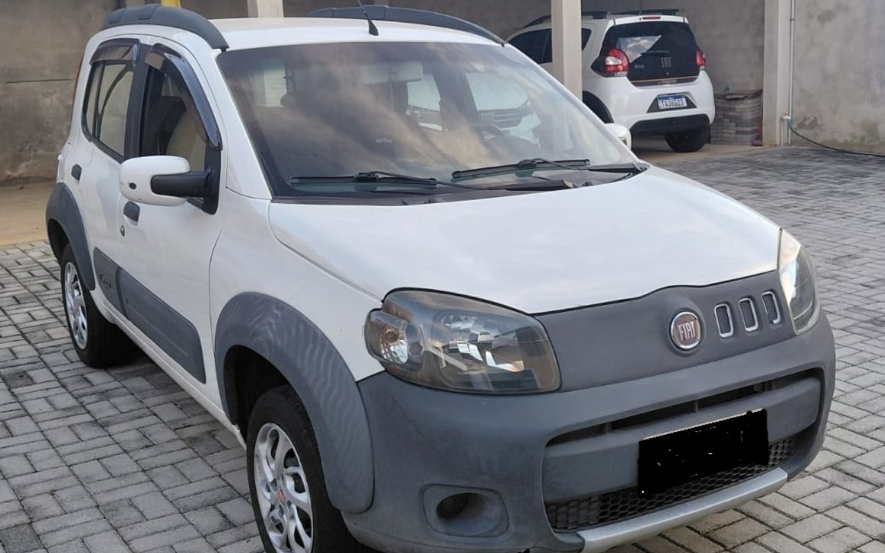 Fiat Uno 2012 Branco — foto 1 de 3