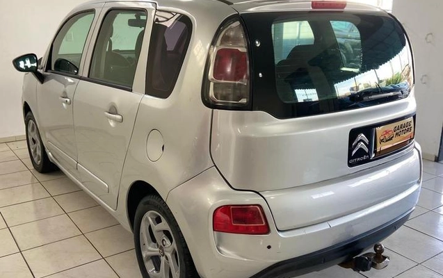 imagem-https://www.socarrao.com.br/sc-vehicle-images-prod/2591659/1789066537743-8241886_8_B_61edc78b3f.jpeg