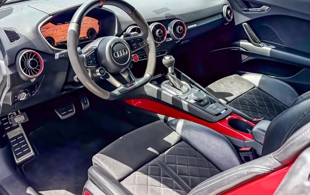 imagem-https://www.socarrao.com.br/sc-vehicle-images-prod/2593759/1792514746372-8272585_8_B_d9a3a33bc1.jpeg