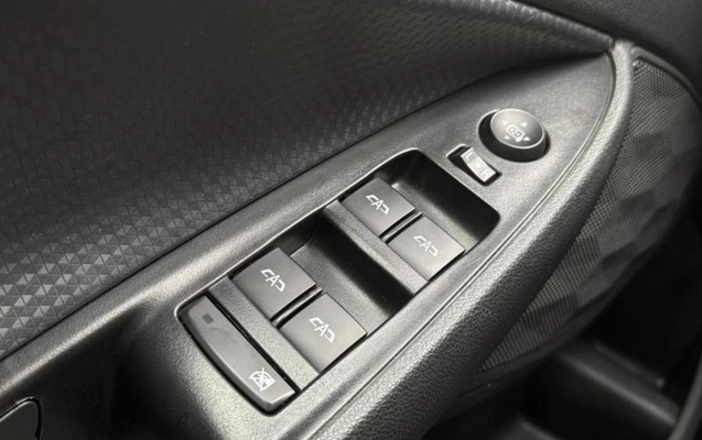 imagem-https://www.socarrao.com.br/sc-vehicle-images-prod/2594515/1783961728046-ODI0MTUzOF80X0JfNDkyNWIxMzAwMi5qcGVn.jpeg