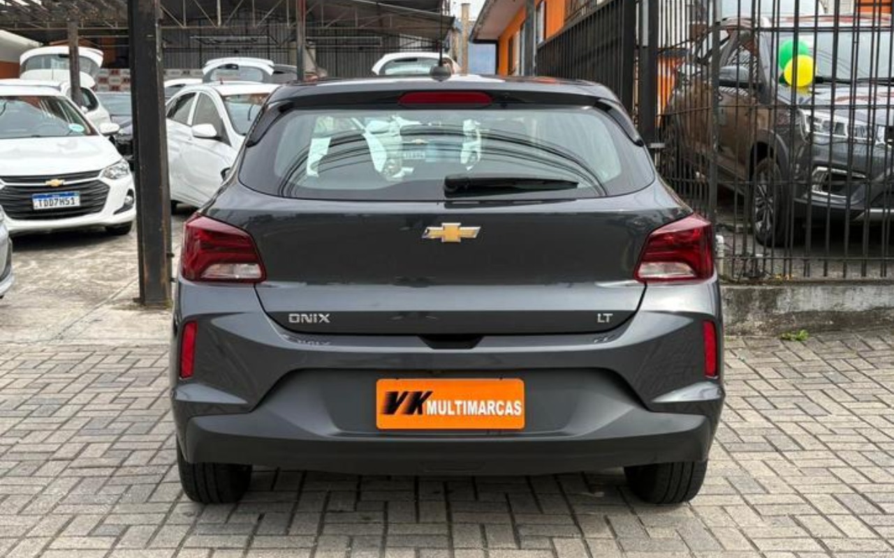 imagem-https://www.socarrao.com.br/sc-vehicle-images-prod/2594515/1783961728503-ODI0MTUzOF8xMl9CXzg1YjE0NTc5MjkuanBlZw.jpeg