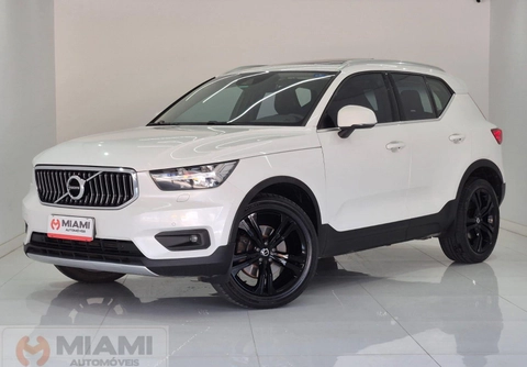 Volvo XC40 2021 Branco — foto 1 de 3
