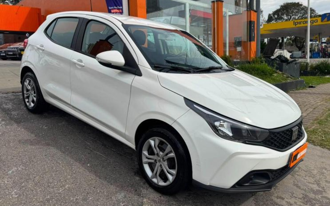 imagem-https://www.socarrao.com.br/sc-vehicle-images-prod/2594744/1783962160608-ODI3MTMzNl8xMV9CX2NiMzRlNDUwMTguanBlZw.jpeg