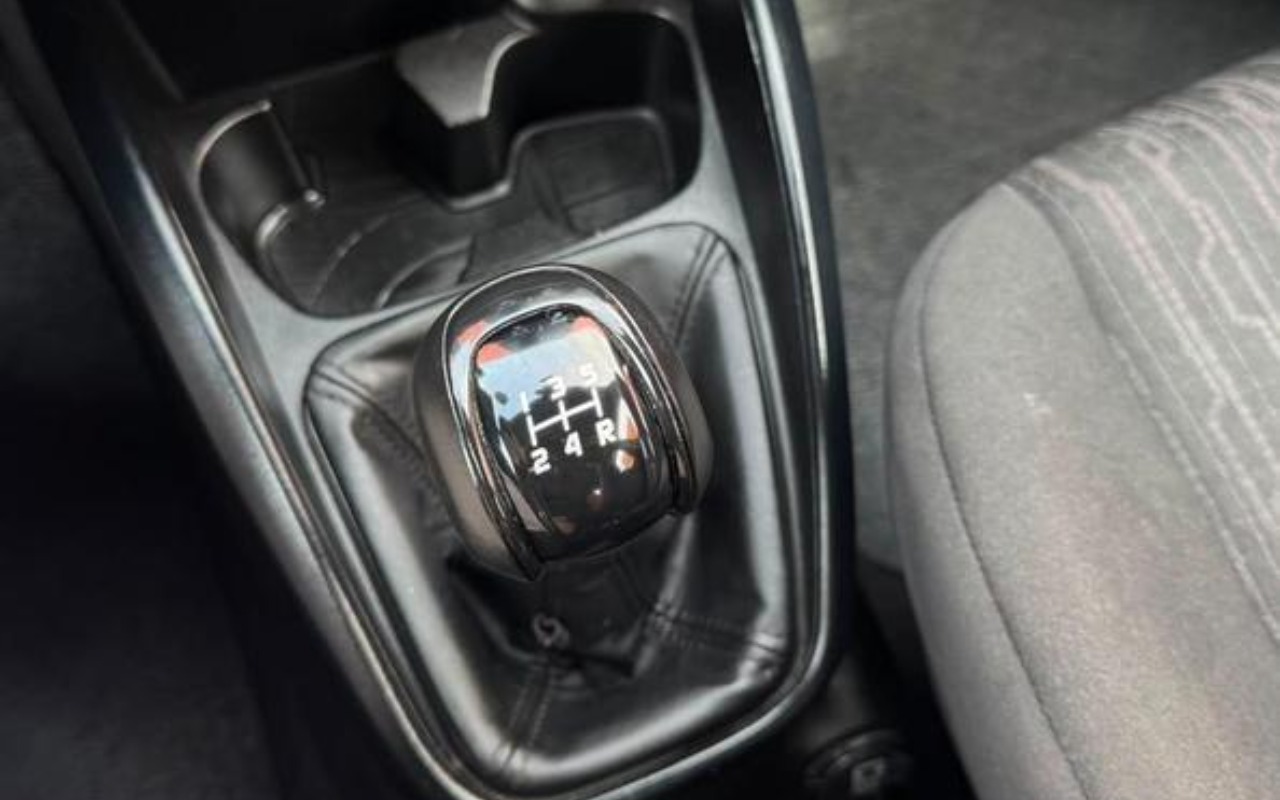imagem-https://www.socarrao.com.br/sc-vehicle-images-prod/2594744/1783962161560-ODI3MTMzNl8zX0JfOTg5NzM0NzNiZi5qcGVn.jpeg