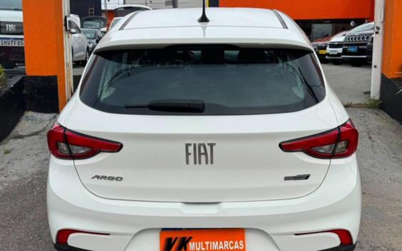 imagem-https://www.socarrao.com.br/sc-vehicle-images-prod/2594744/1783962162156-ODI3MTMzNl8xMF9CXzU3MjllZjk5Y2QuanBlZw.jpeg