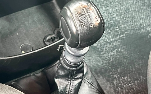 imagem-https://www.socarrao.com.br/sc-vehicle-images-prod/2595311/1783963604429-V2hhdHNBcHAgSW1hZ2UgMjAyNi0wNy0xMSBhdCAxMS4zMi4wNyAoMikuanBlZw.jpeg