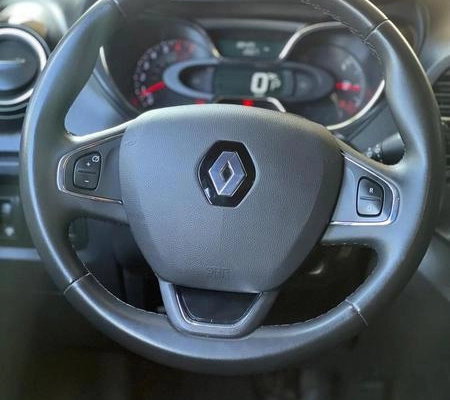 imagem-https://www.socarrao.com.br/sc-vehicle-images-prod/25956/1781177483871-7506403_9_B_3329aea39f.jpeg