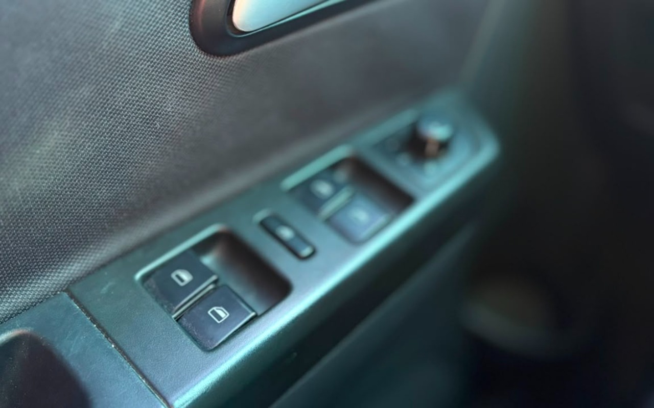 imagem-https://www.socarrao.com.br/sc-vehicle-images-prod/2595922/1783964858059-V2hhdHNBcHAgSW1hZ2UgMjAyNi0wNy0xMyBhdCAxMC41Mi40NS5qcGVn.jpeg