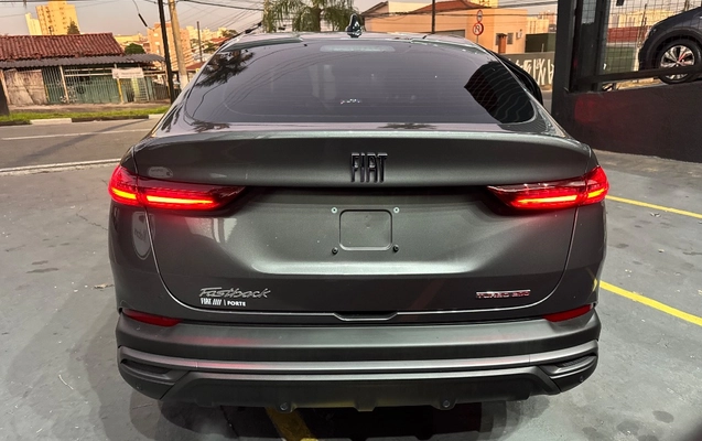 imagem-https://www.socarrao.com.br/sc-vehicle-images-prod/2595953/1785778154776-gb-cea40fc.jpeg