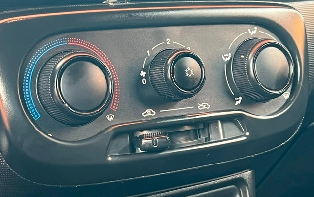 imagem-https://www.socarrao.com.br/sc-vehicle-images-prod/2596352/1783965802038-V2hhdHNBcHAgSW1hZ2UgMjAyNi0wNy0xMSBhdCAxMS4zMi4wNiAoNCkuanBlZw.jpeg