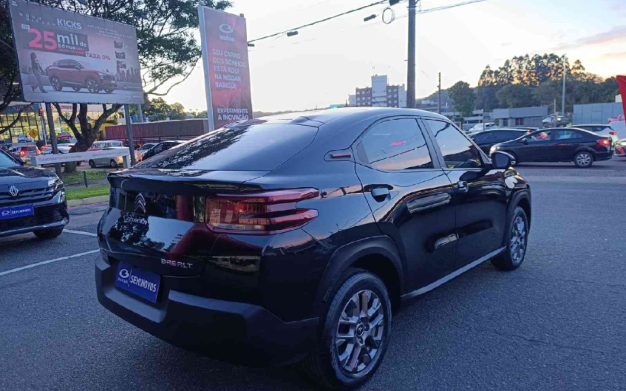 imagem-https://www.socarrao.com.br/sc-vehicle-images-prod/2596608/1783966431883-YXBwLXBob3Rvcy1NQlJxYWFOSzhnYlp2eW0yZTc0NXpKUGoyd0VCM0huby5qcGc.jpg