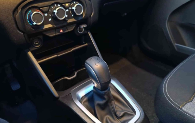 imagem-https://www.socarrao.com.br/sc-vehicle-images-prod/2596608/1783966432593-YXBwLXBob3Rvcy1qcEowakFLWExYUko5VGY3dlFueHl1TktMeHRXa0NOcy5qcGc.jpg