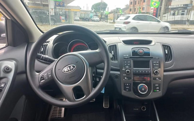 imagem-https://www.socarrao.com.br/sc-vehicle-images-prod/2596728/1787169877039-8274392_8_B_7f27e6f490.jpeg