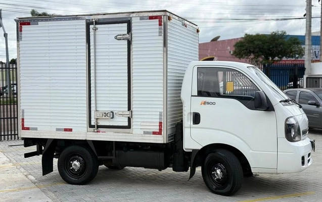 imagem-https://www.socarrao.com.br/sc-vehicle-images-prod/25968/1781184291896-7652079_7_B_f75500294e.jpeg