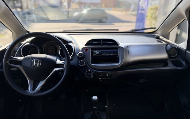 imagem-https://www.socarrao.com.br/sc-vehicle-images-prod/2596885/1783969999736-vehicle_image_1783969986_f21b4578487c2161f5affa18b894e9d3.jpeg