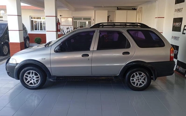 imagem-https://www.socarrao.com.br/sc-vehicle-images-prod/2597023/1789675422901-8274150_13_B_1407699540.jpeg