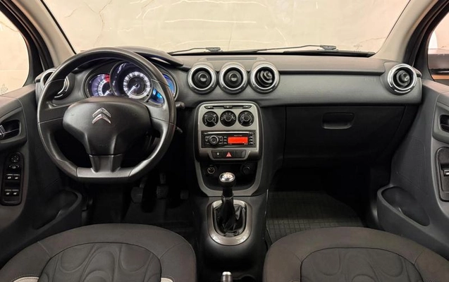 imagem-https://www.socarrao.com.br/sc-vehicle-images-prod/2597137/1789570352879-8231297_12_B_254be3ddde.jpeg