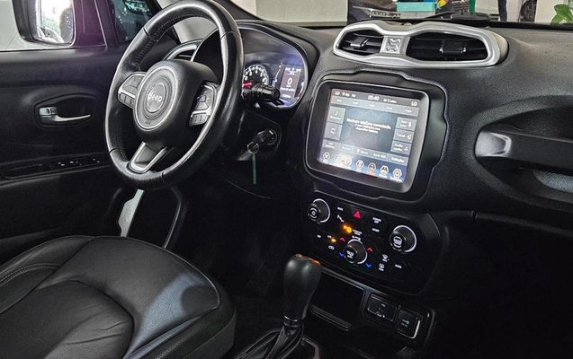 imagem-https://www.socarrao.com.br/sc-vehicle-images-prod/2597625/1788010588606-8260705_10_B_59739d61a3.jpeg