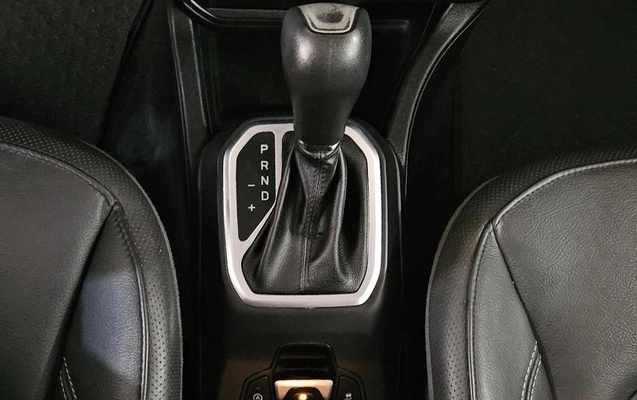 imagem-https://www.socarrao.com.br/sc-vehicle-images-prod/2597625/1788010588612-8260705_3_B_3a15f095cf.jpeg