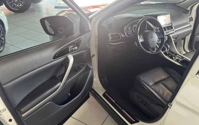 imagem-https://www.socarrao.com.br/sc-vehicle-images-prod/2597679/1788292704302-tk50dmD99gRbQSXXlOZFXJITw0Bnz4H30FEp.jpg