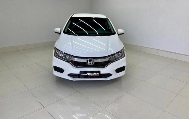 imagem-https://www.socarrao.com.br/sc-vehicle-images-prod/2598004/1787762505172-8275128_2_B_ed545479ce.jpeg