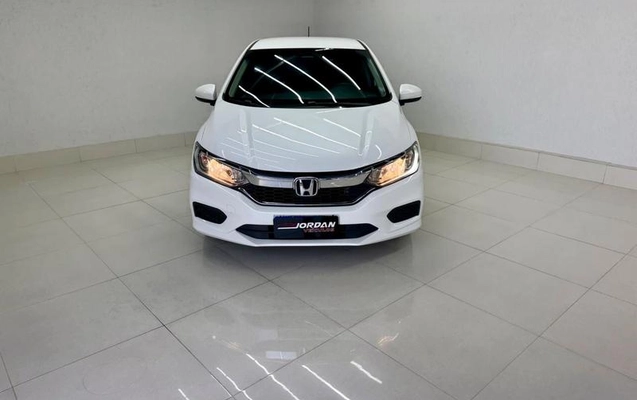 imagem-https://www.socarrao.com.br/sc-vehicle-images-prod/2598004/1787762505175-8275128_4_B_8919fcd3df.jpeg