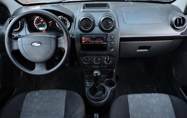 imagem-https://www.socarrao.com.br/sc-vehicle-images-prod/2598351/1790782313737-8259357_4_B_b48c09d6a3.jpeg