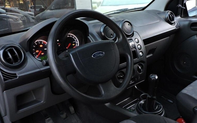 imagem-https://www.socarrao.com.br/sc-vehicle-images-prod/2598351/1790782313743-8259357_11_B_7446a194c0.jpeg