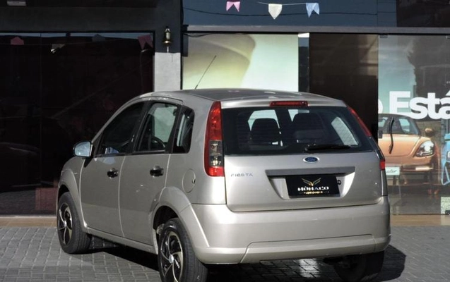 imagem-https://www.socarrao.com.br/sc-vehicle-images-prod/2598351/1790782313750-8259357_2_B_f8ba13c9f5.jpeg