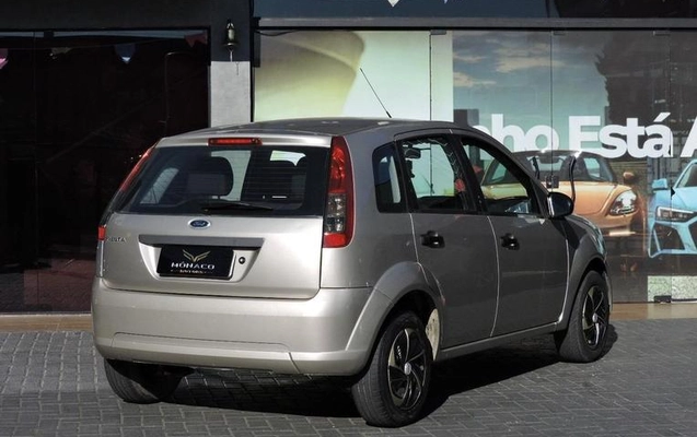 imagem-https://www.socarrao.com.br/sc-vehicle-images-prod/2598351/1790782313751-8259357_3_B_36b9bcda24.jpeg