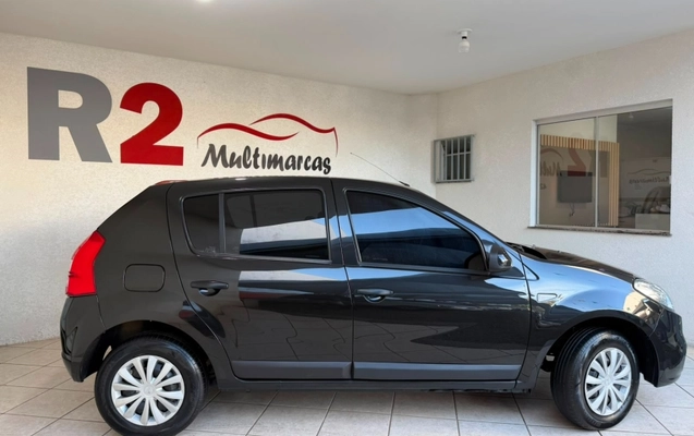 imagem-https://www.socarrao.com.br/sc-vehicle-images-prod/2598653/1783971081610-GJHqJlKGlrxtZGcY5D6O4BFvhHzqFcH8.jpg