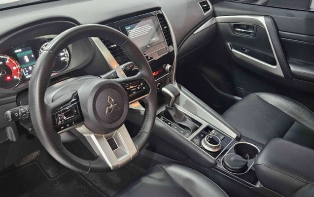 imagem-https://www.socarrao.com.br/sc-vehicle-images-prod/2599097/1783972002373-YXBwLXBob3Rvcy1GZUhDM2Jqb2pCV2pTMndNSGFFdXk2WTE5dXJ4MG5uYy5qcGc.jpg