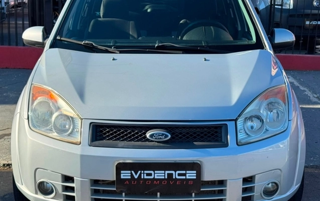 imagem-https://www.socarrao.com.br/sc-vehicle-images-prod/2600145/1783974525466-Co233ulIyMceC8vrDHPViNwOKVdUoCih.jpg